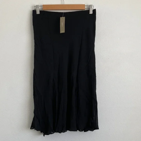 J. Crew Petite Gwyneth flounce-hem skirt in chiffon Petite Small Black - Picture 2 of 8